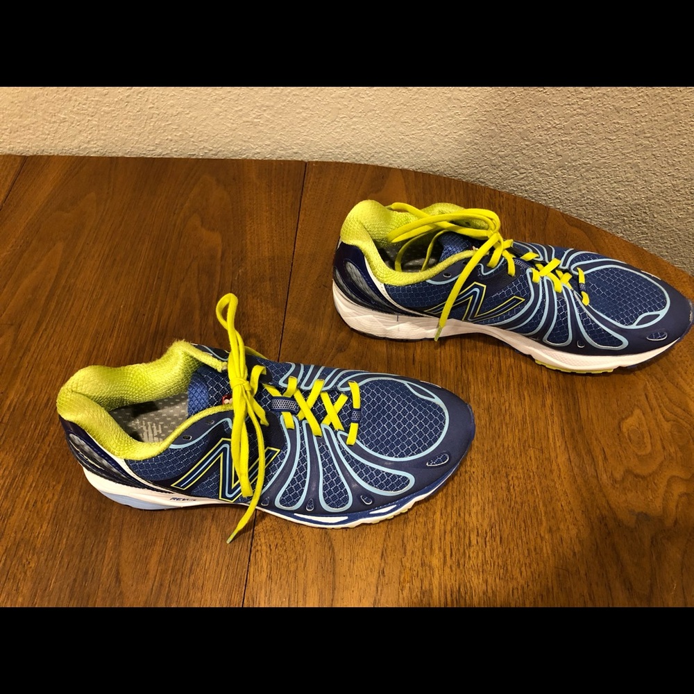 New Balance Running Shoes - Picture 4 of 4